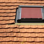 Czym się różnią okna dachowe? Jakie są ich rodzaje?